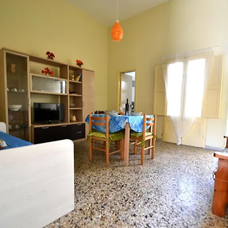 Σπίτι διακοπών Luce With Air Conditioning For 5 Guests